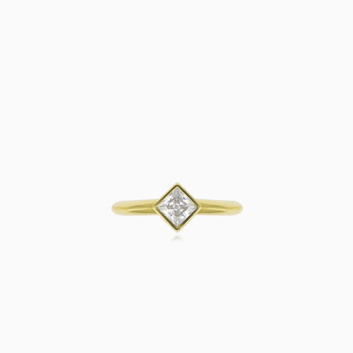 Yellow gold ring with rhombus cubic zircon