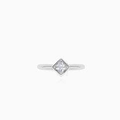 White gold ring with rhombus cubic zircon