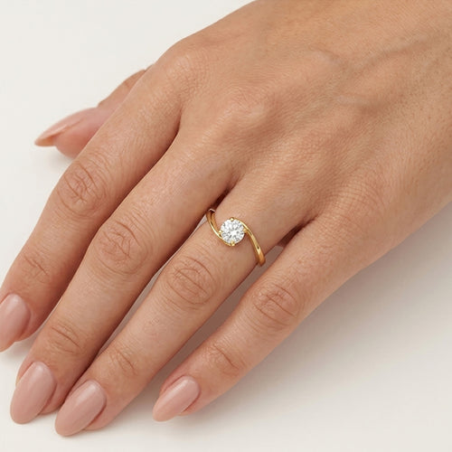Modern Yellow Gold Zircon Ring