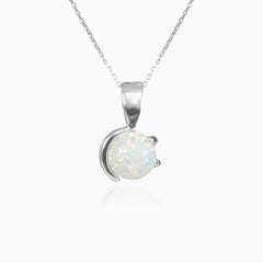 Pendentif solitaire en opale unique pour femme