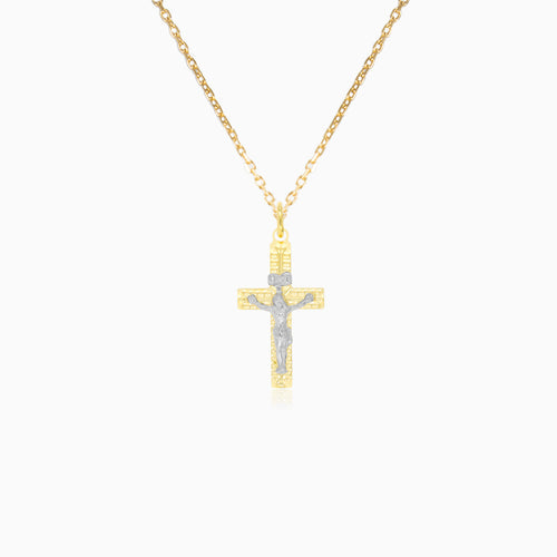 Klasický dvoutónový zlatý přívěsek křížek s crucifixem.