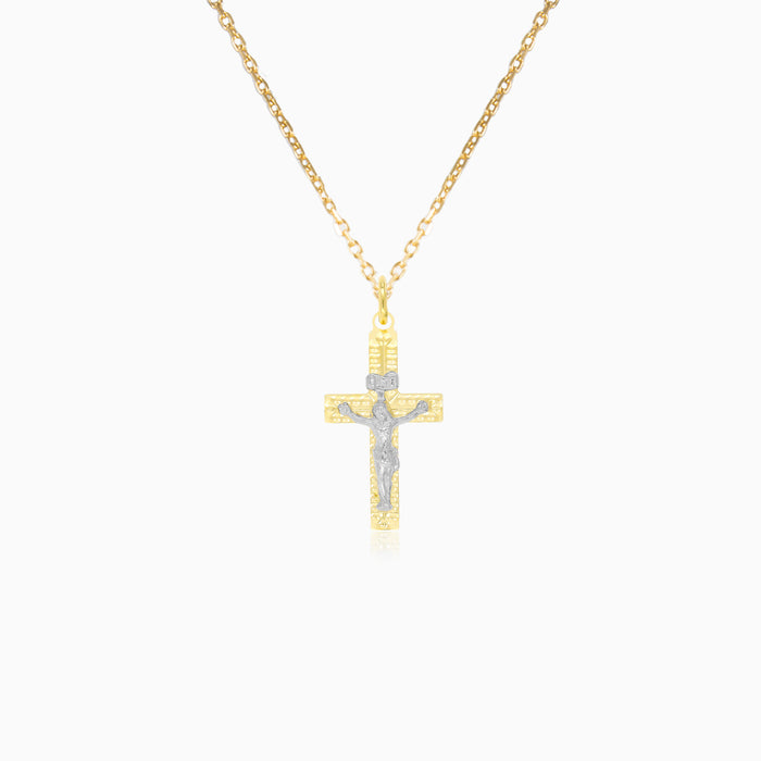Klasický dvoutónový zlatý přívěsek křížek s crucifixem.