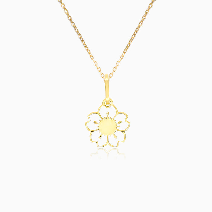 Openwork Floral Pendant in Yellow Gold