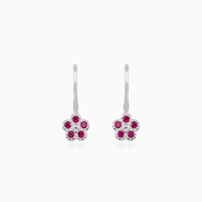 Pendientes colgantes de flor con acento de rubí