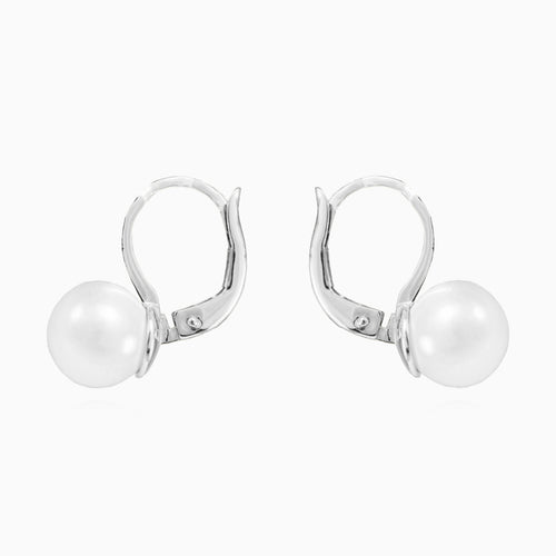 Classic pearl drop earrings in white gold