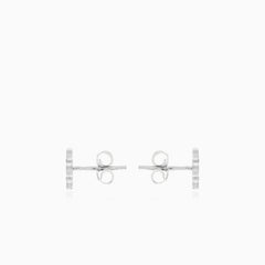 Clover onyx stud earrings in white gold