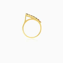 Yellow gold ring with round cut garnets