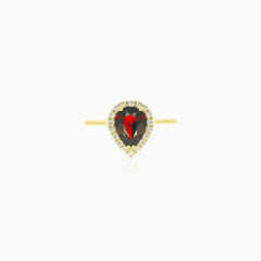 Royal yellow gold garnet ring