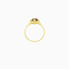 Royal yellow gold garnet ring