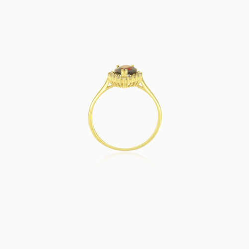 Royal yellow gold garnet ring