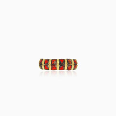 Yellow gold ring with two rows of garnets