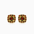 Square-shaped garnet stud earrings in gold