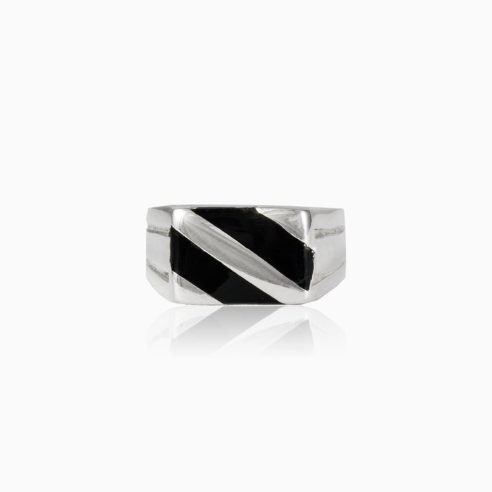 Pánský prsten ze stříbra se smaltem, diagonální design