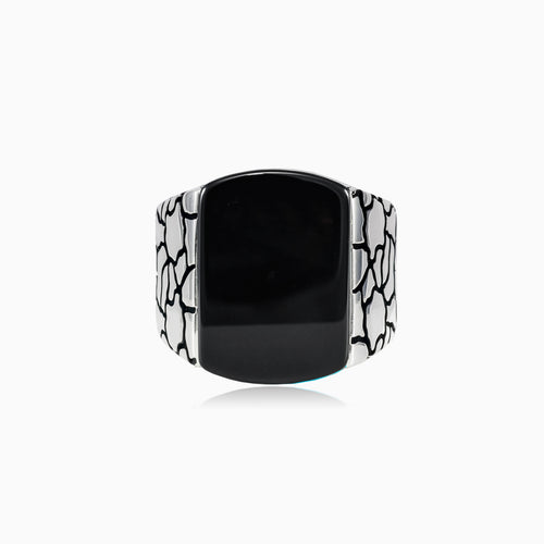 Radiant onyx solitaire men ring