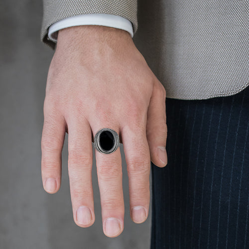 Handcrafted oval onyx men ring