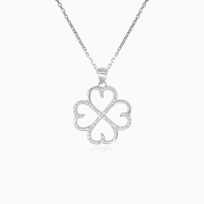 Colgante de trébol de plata de ley