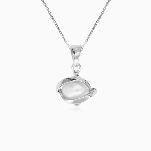Silver spiral pearl pendant