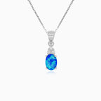 Stříbrný přívěsek s modrým opálem