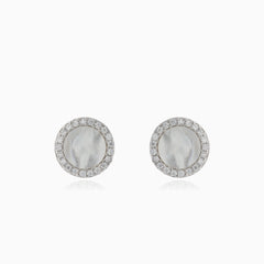 Silver round earrings with pearl