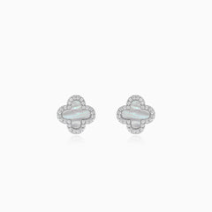 Sterling silver clover pearl stud earrings