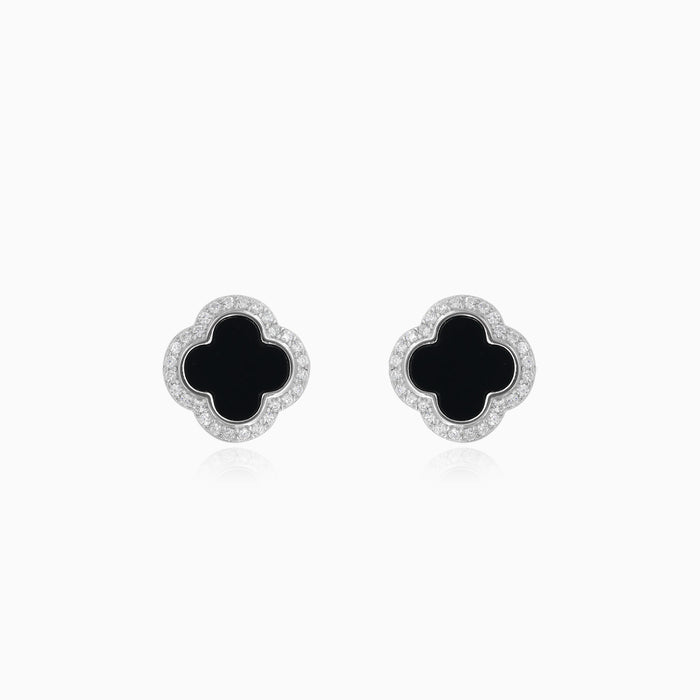 Boucles d'oreilles clous halo en argent sterling avec trèfle en onyx