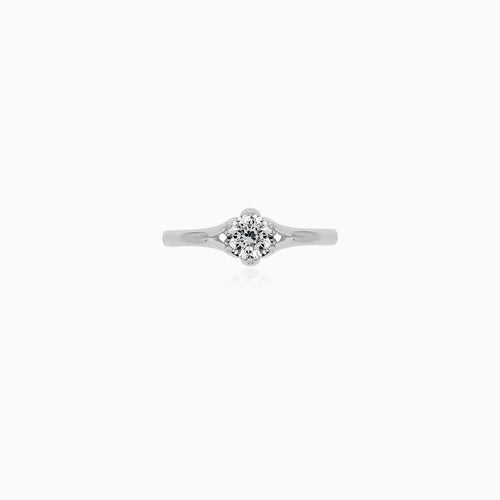 Prsten Solitaire S Laboratorním Diamantem V Designu Lotusu