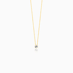 Minimalistický náhrdelník se solitérním diamantem