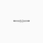 Diamond Ring with Sparkling Shoulders