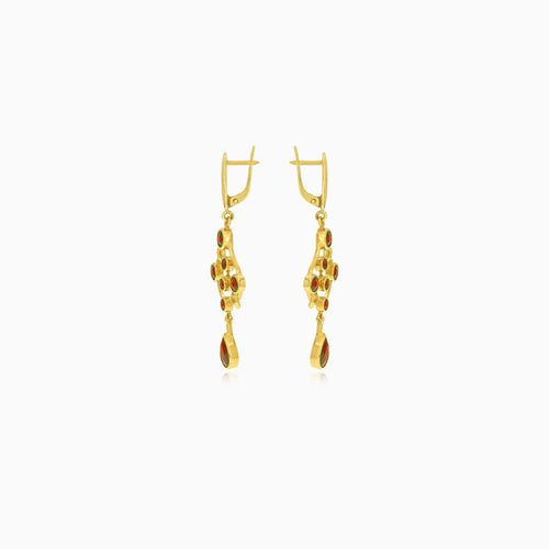 Radiant 14kt gold garnet dangling earrings