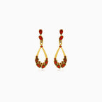 Timeless garnet elegance in 14kt gold