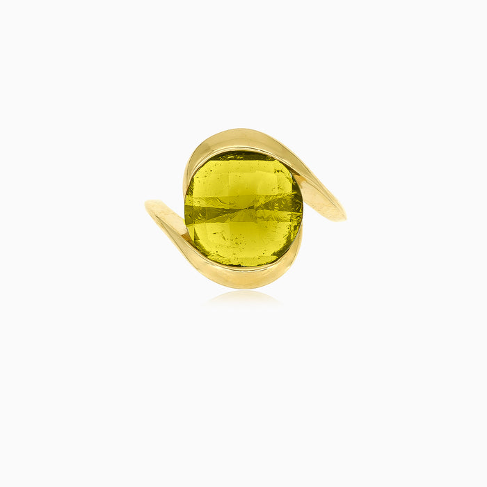 Schicker Goldring mit rundem Moldavit