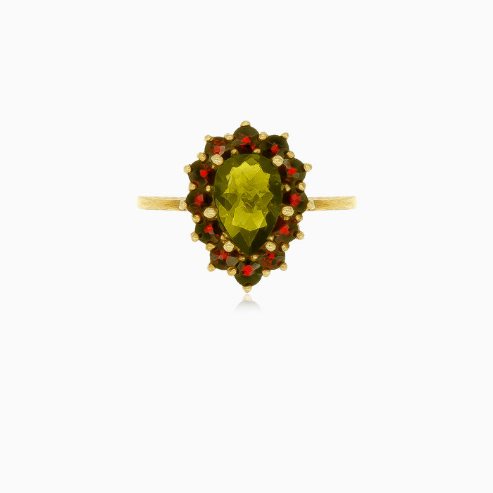 Verzaubernder-Harmonie-Ring mit gefassten Edelstein-Kaskaden