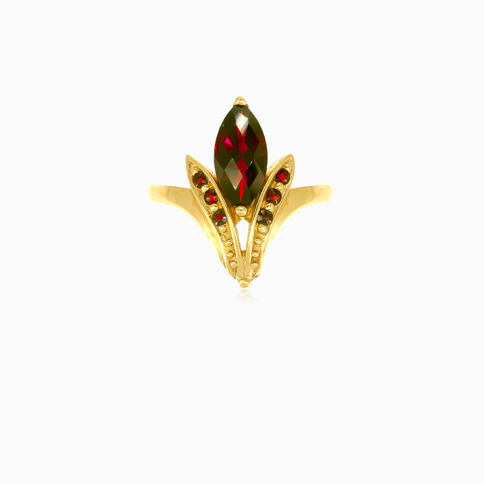 Anillo Majestic con granate marquesa y oro