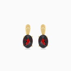 Oval garnet elegance earrings in 14kt gold