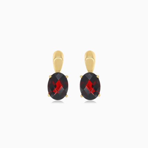 Oval garnet elegance earrings in 14kt gold