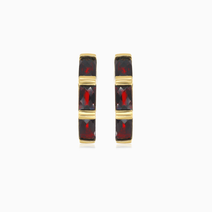 Boucles d'oreilles en or à barre avec triple radiance de grenat