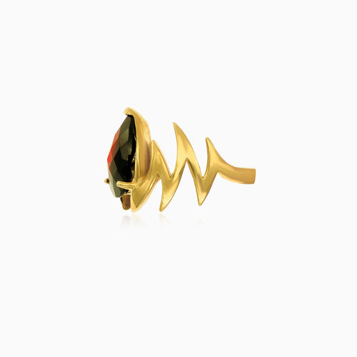 Zlatý prsten s granátem hruškovitého tvaru