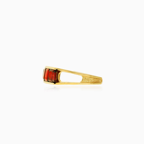 Elegant 5 garnet gold ring