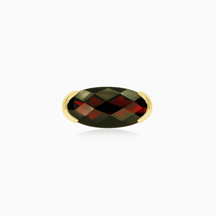 Anillo elegante ovalado de granate y oro