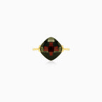 Refined yellow gold garnet ring