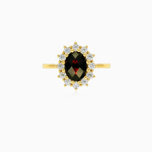 Zlatý prsten s královským oválným granátem a kubickými zirkony