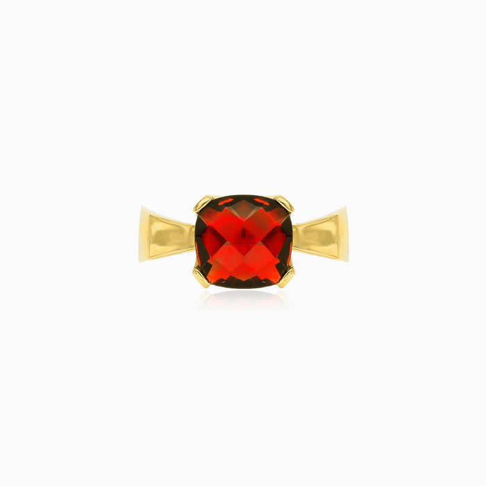 Bague chic en or avec grenat coussin