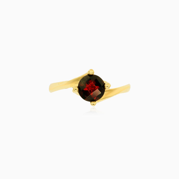 Anillo elegante de oro para mujer con granate