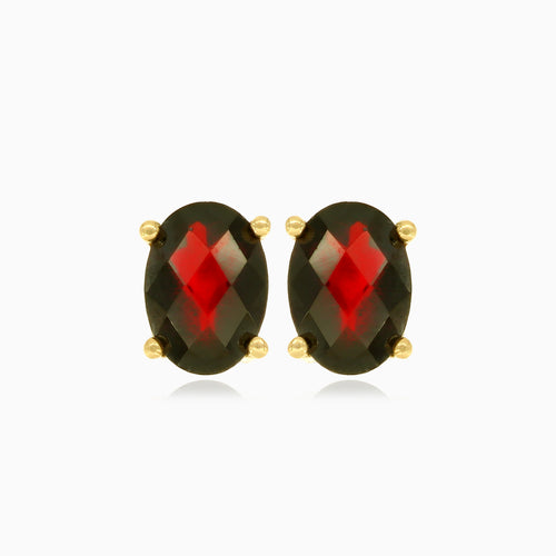 Garnet oval stud earrings in 14kt yellow gold