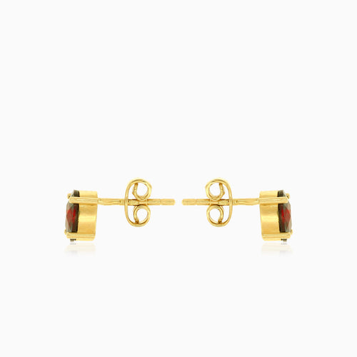 Garnet oval stud earrings in 14kt yellow gold