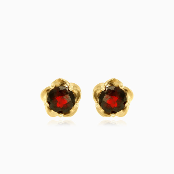 Garnet round stud earrings with 5 prongs