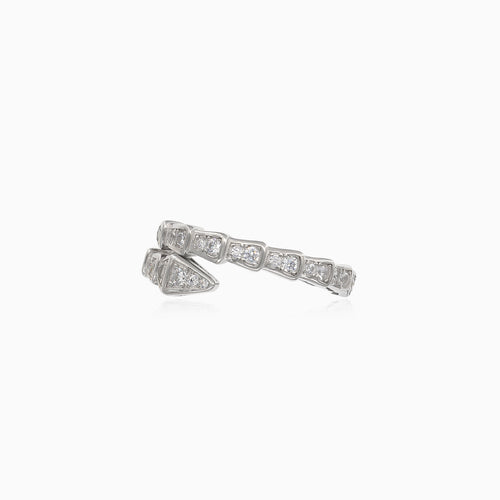 Dámský stříbrný prsten v designu hada