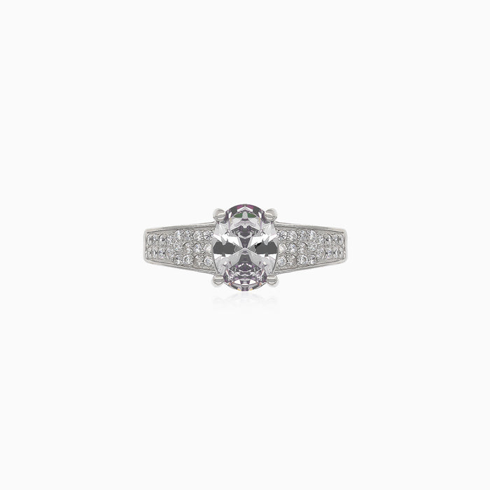 Women silver ring with round and oval cut