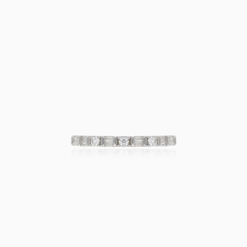 Sophisticated cubic zirconia silver ring