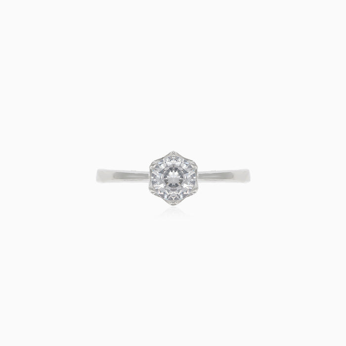 Bague en argent avec motif hexagonal